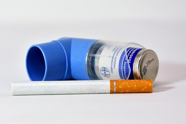 Курение и коронавирус сильно повреждают легкие
